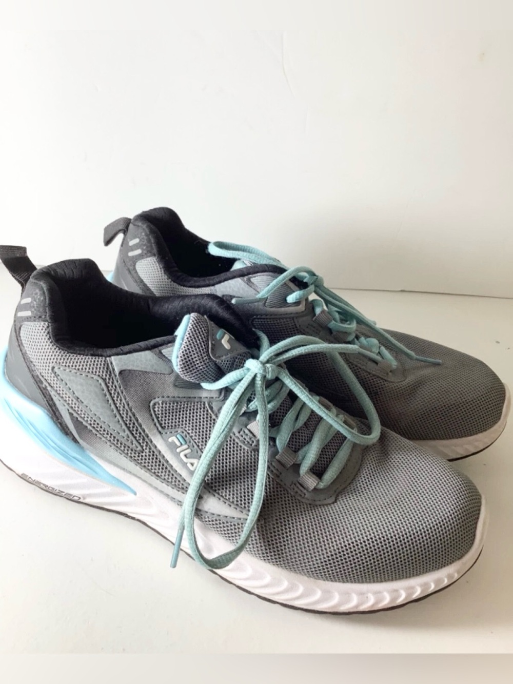 FILA Women's Winspeed Running Shoes ~ Gray/Aqua - Size 9